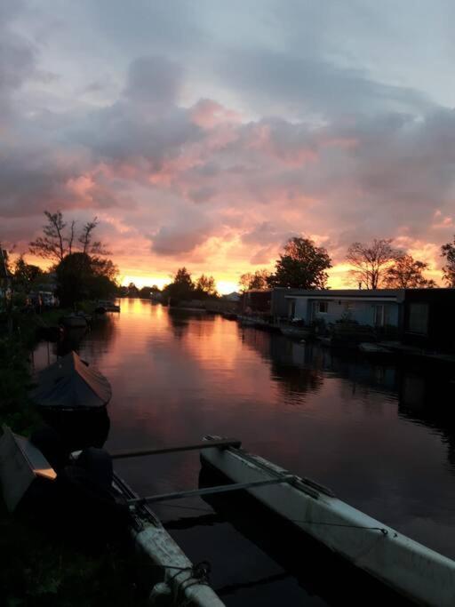 Out Of Amsterdam, River Apartment Close To City 布鲁克因瓦特兰 外观 照片